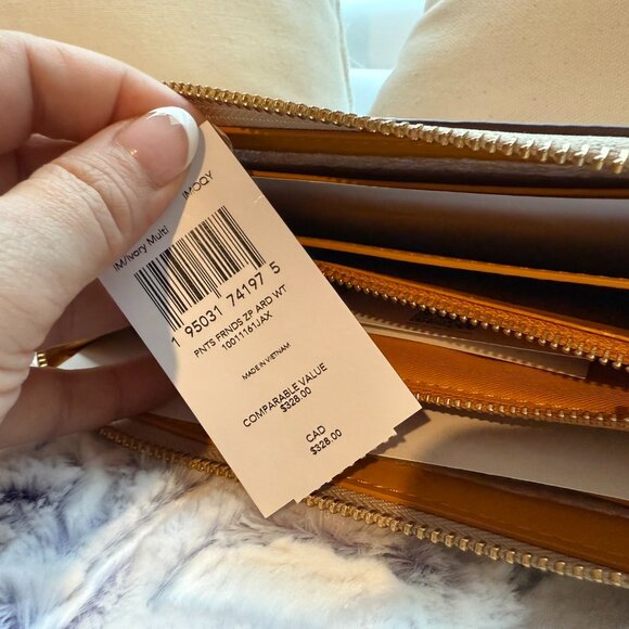 NWT COACH x Peanuts & Friends Zip Around Wallet/Wristlet - Picture 7 of 8